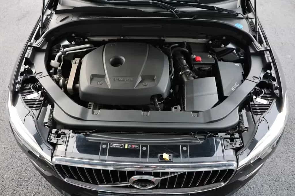 Volvo XC60 T6 AWD Inscript./ACC/360°/B&W/HUD/4xSHZ/SBL 05/2020-photo-38