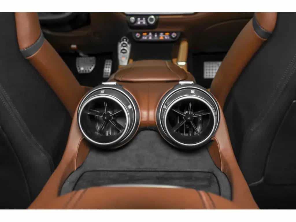 Ferrari GTC4Lusso T V8 - CANNA DI FUCILE / CIOCCOLATO 11/2017-photo-26