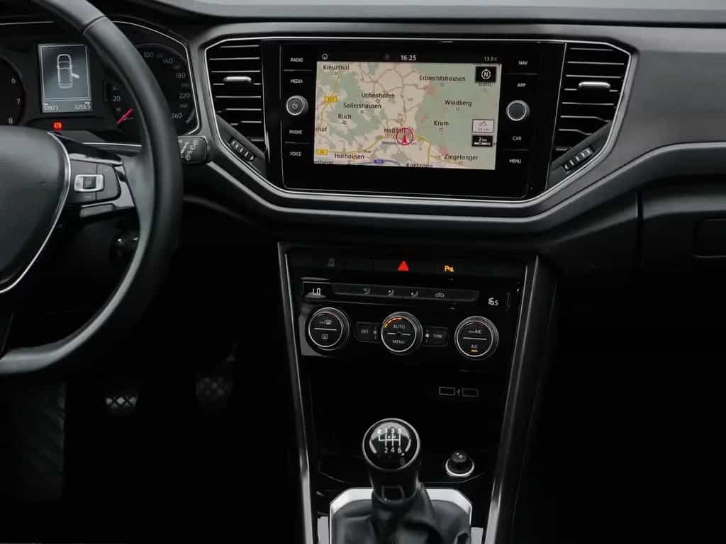 Volkswagen T-Roc 1.0 TSI R-Line Beats*ACC*Navi*Connect*17Z* 02/2019-photo-5