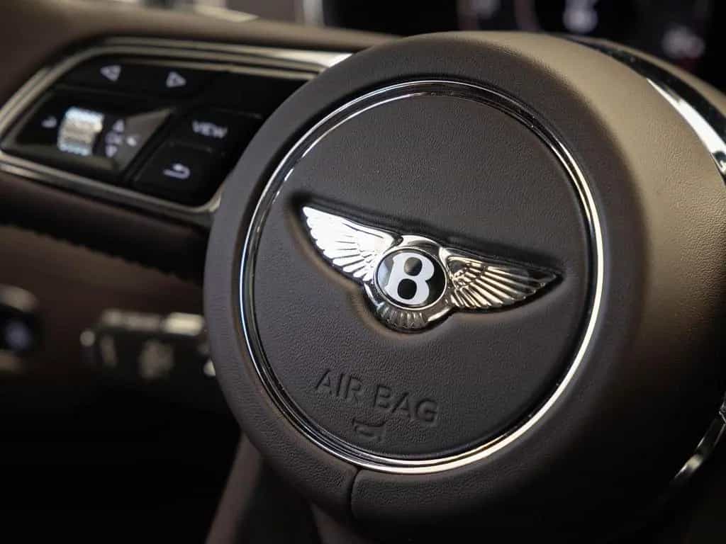Bentley Bentayga Speed (MY26) ELEGANT + SPORTLICH / FULL 11/2025-photo-11