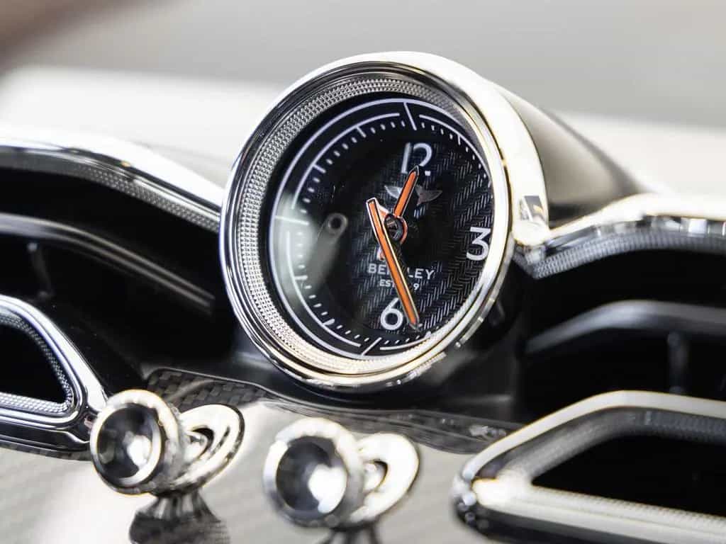 Bentley Bentayga Speed (MY26) ELEGANT + SPORTLICH / FULL 11/2025-photo-14