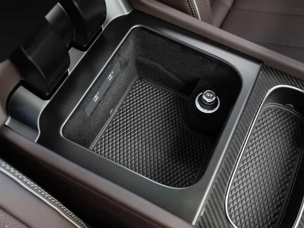 Bentley Bentayga Speed (MY26) ELEGANT + SPORTLICH / FULL 11/2025-photo-17