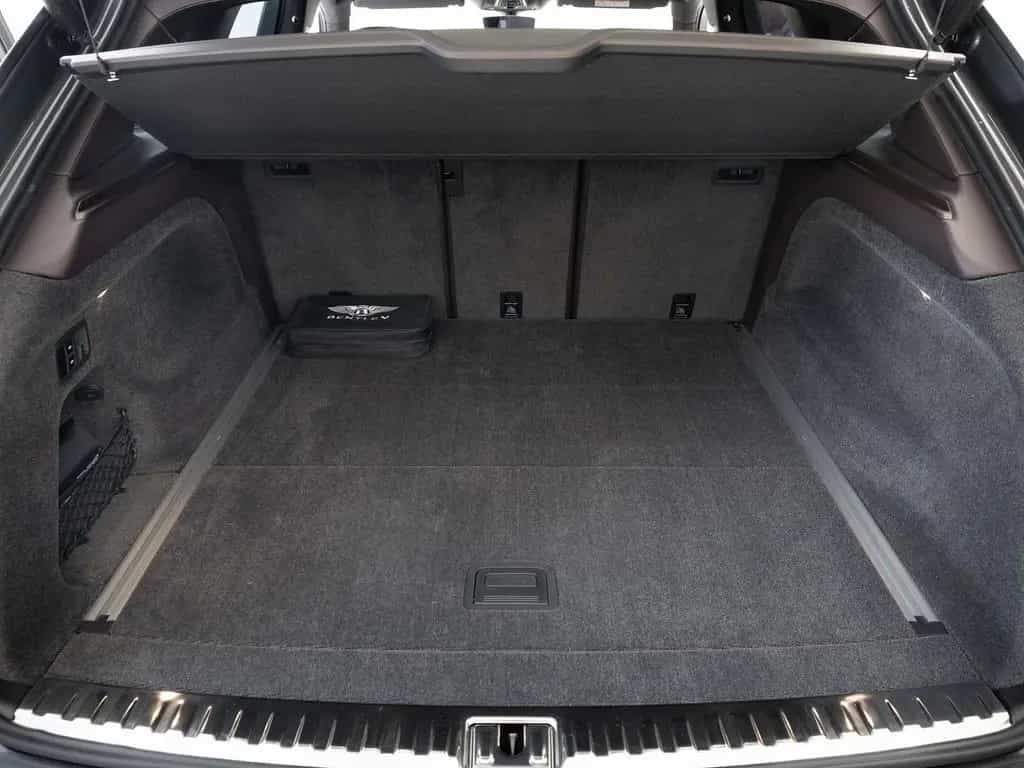 Bentley Bentayga Speed (MY26) ELEGANT + SPORTLICH / FULL 11/2025-photo-23