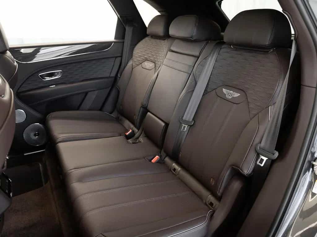 Bentley Bentayga Speed (MY26) ELEGANT + SPORTLICH / FULL 11/2025-photo-8