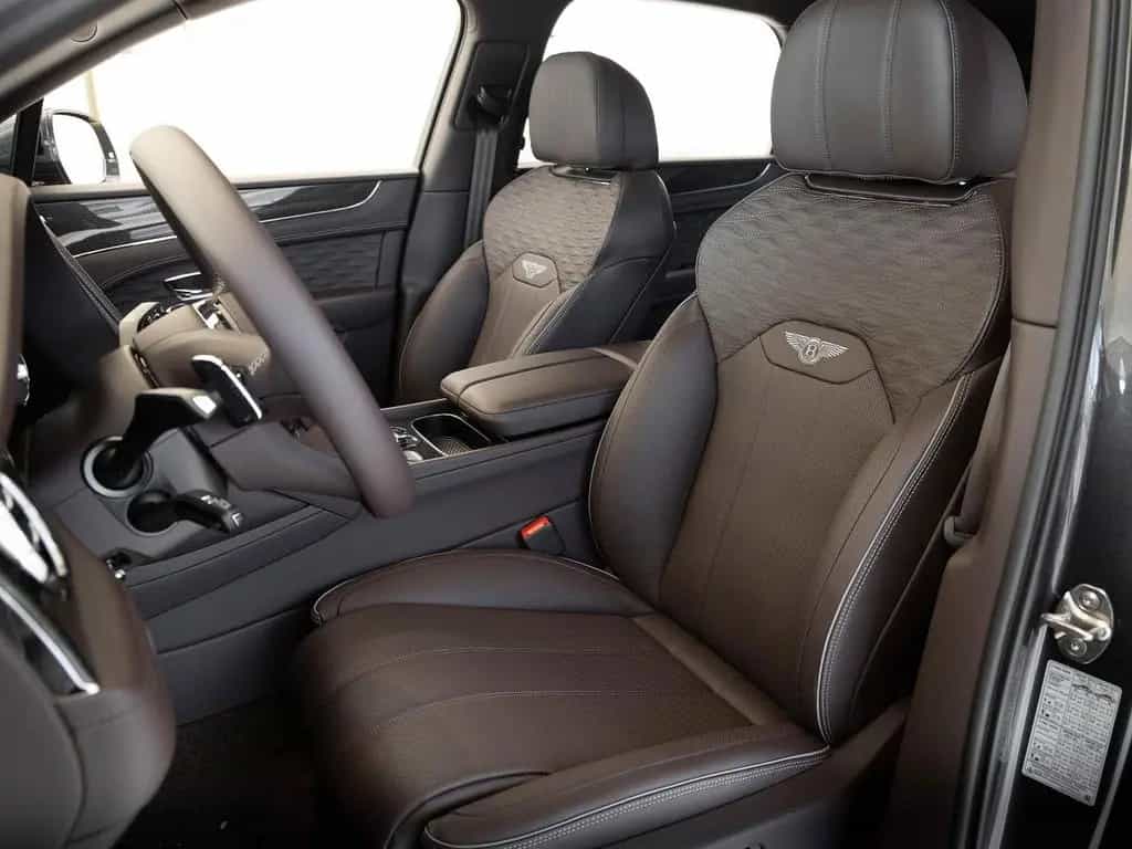 Bentley Bentayga Speed (MY26) ELEGANT + SPORTLICH / FULL 11/2025-photo-9