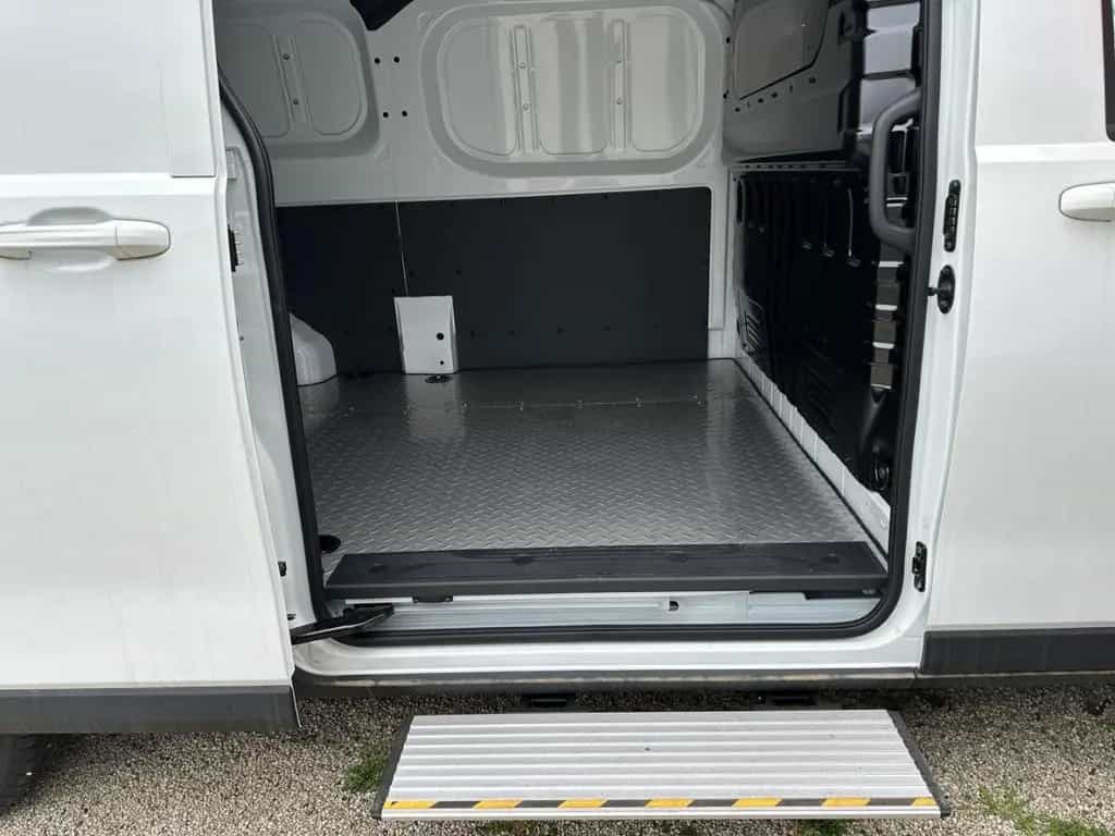 Maxus Other Deliver7 2.0 TDCi KW L2 El.Schiebetüren CarPlay null-photo-9