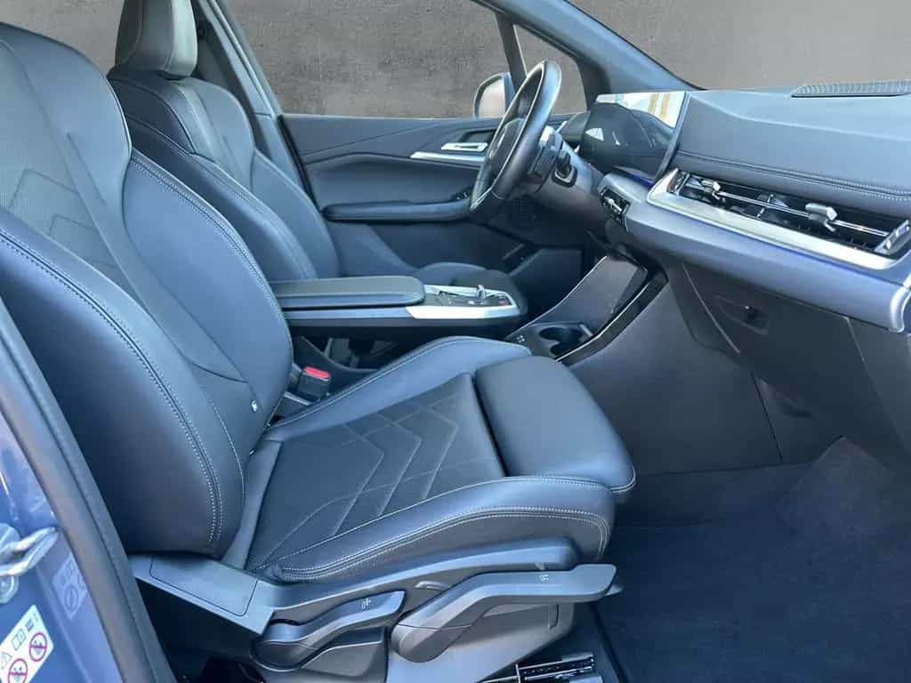 BMW 218 Active Tourer M SPORT AUTOMATIK NAVI AHK KAM 11/2023-photo-10