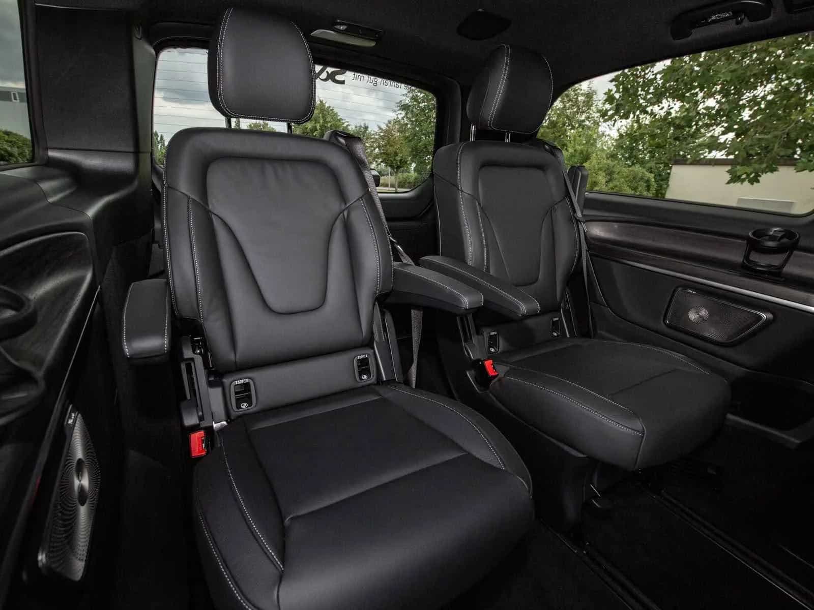 Mercedes-Benz V-Class 300 06/2025-photo-7