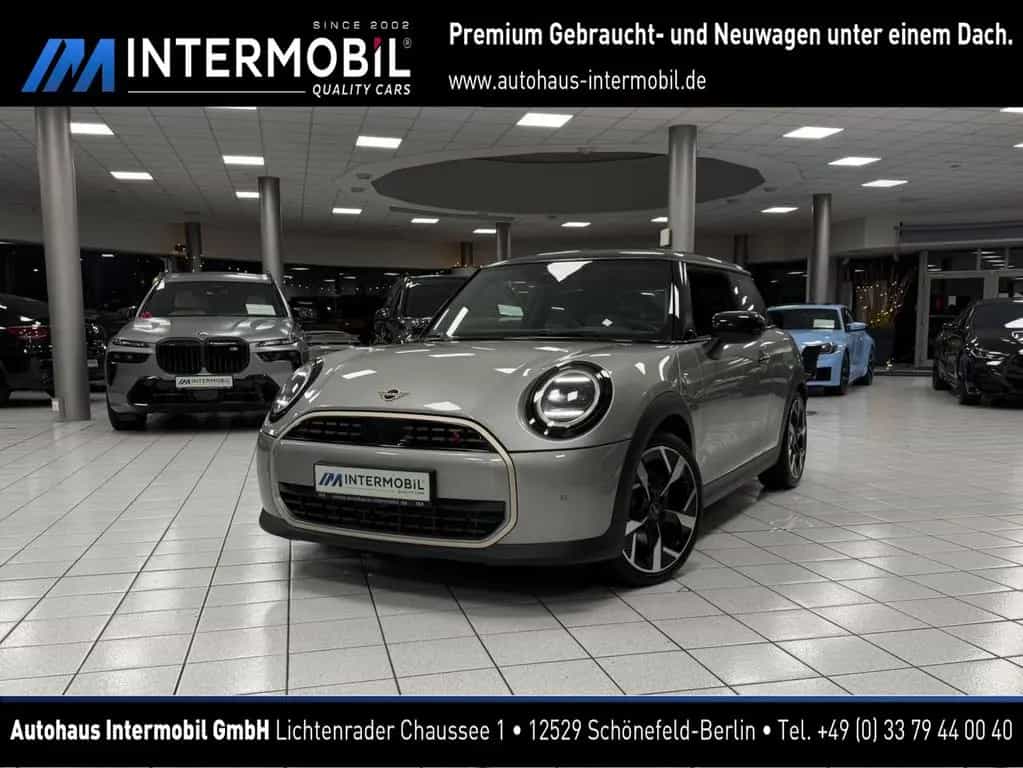 MINI Cooper S Favoured Trim*PAK.S*LED*HUD*KEYL*ALARM* 05/2025-photo-0