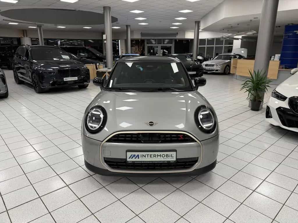 MINI Cooper S Favoured Trim*PAK.S*LED*HUD*KEYL*ALARM* 05/2025-photo-1