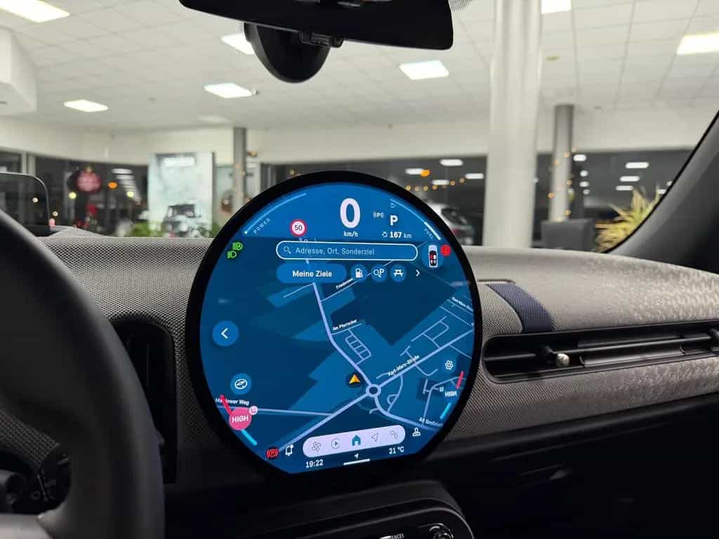 MINI Cooper S Favoured Trim*PAK.S*LED*HUD*KEYL*ALARM* 05/2025-photo-16