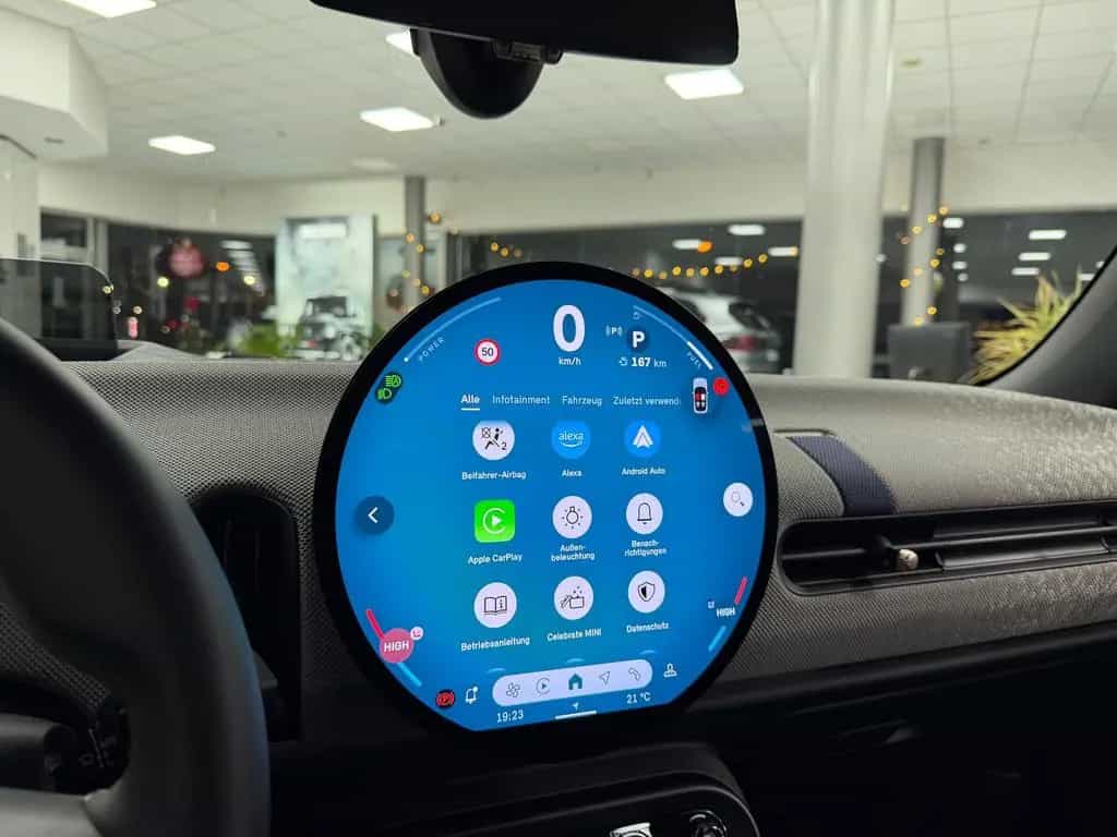 MINI Cooper S Favoured Trim*PAK.S*LED*HUD*KEYL*ALARM* 05/2025-photo-17