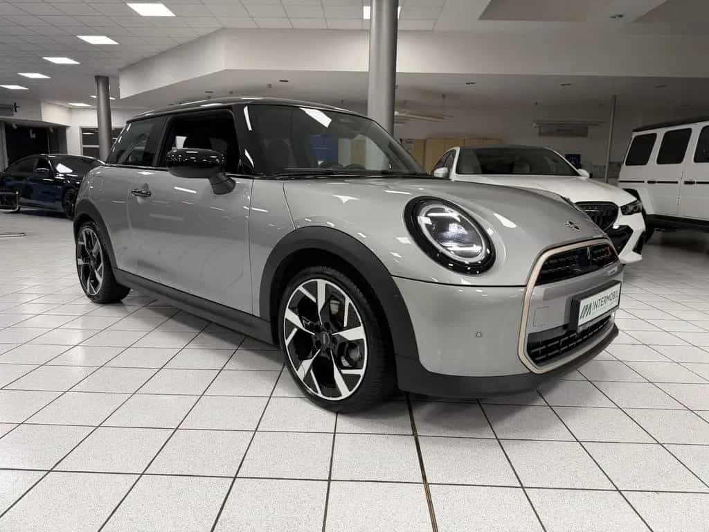 MINI Cooper S Favoured Trim*PAK.S*LED*HUD*KEYL*ALARM* 05/2025-photo-2