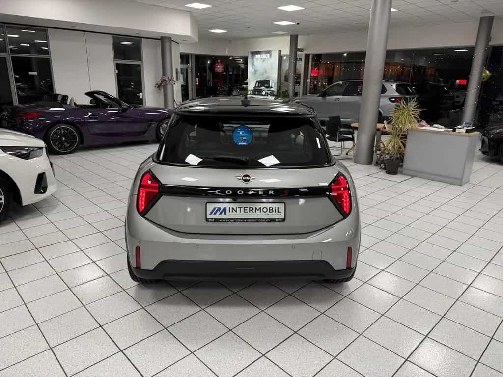 MINI Cooper S Favoured Trim*PAK.S*LED*HUD*KEYL*ALARM* 05/2025-photo-4