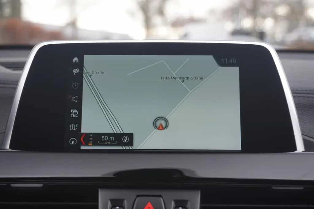 BMW X2 20i xDrive LED Navi Sitzheizung Kamera Leder 01/2019-photo-11