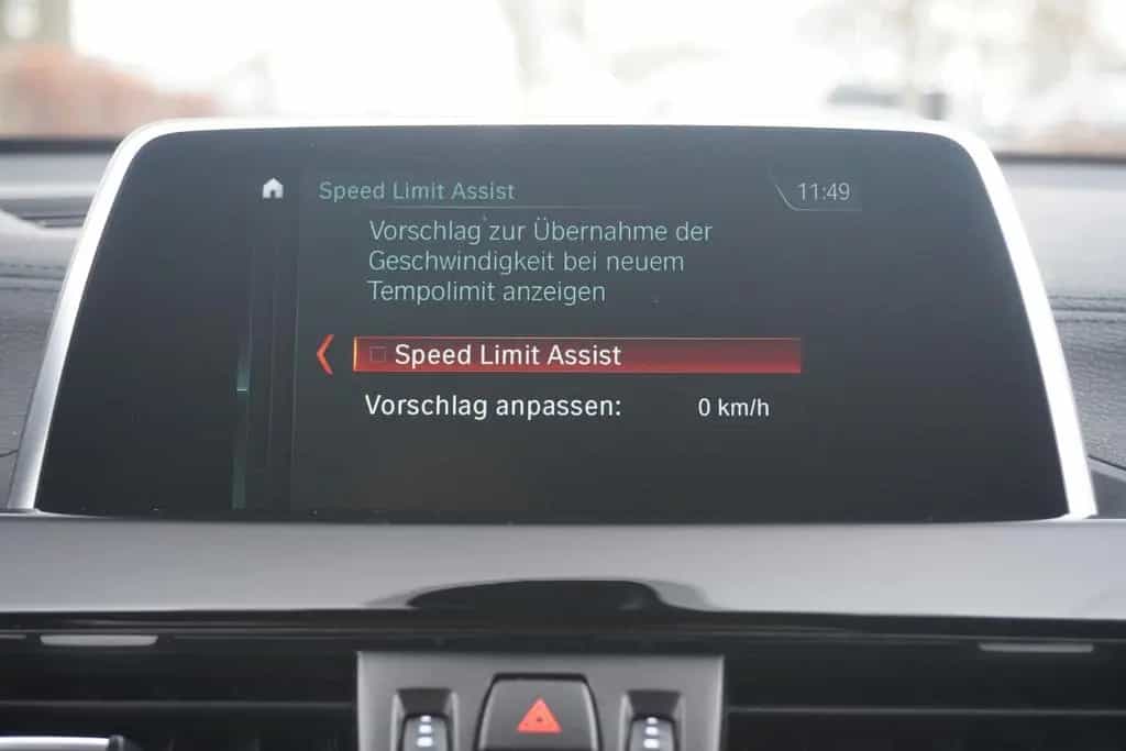 BMW X2 20i xDrive LED Navi Sitzheizung Kamera Leder 01/2019-photo-15
