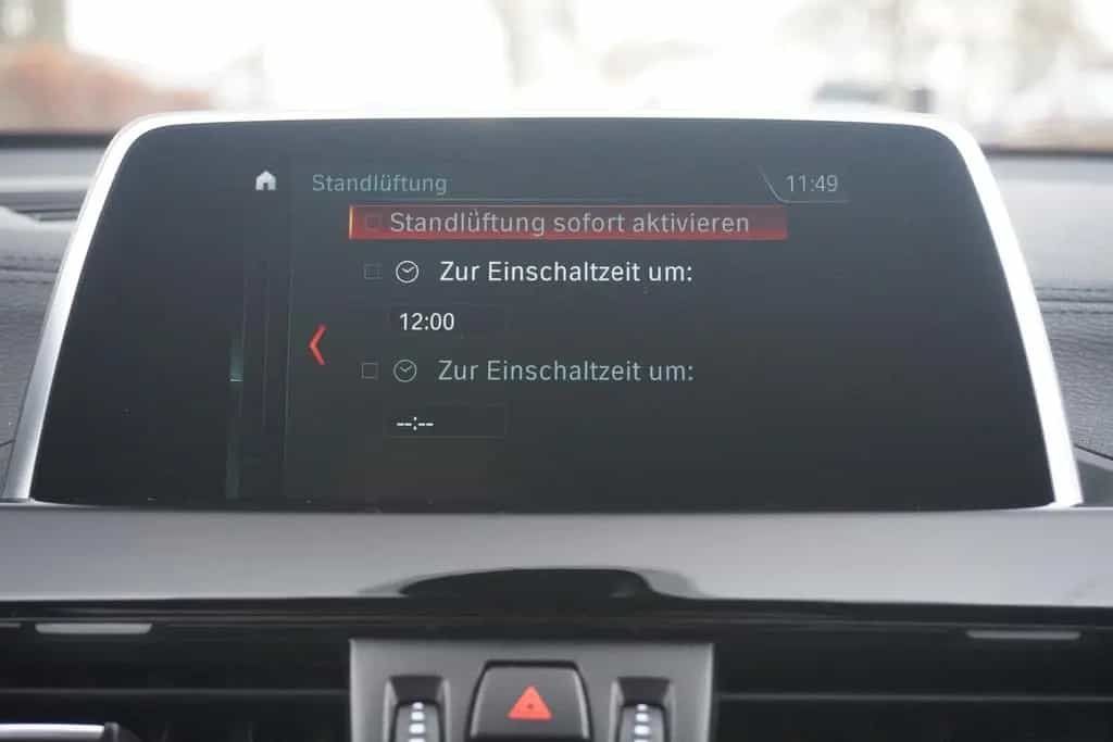 BMW X2 20i xDrive LED Navi Sitzheizung Kamera Leder 01/2019-photo-16