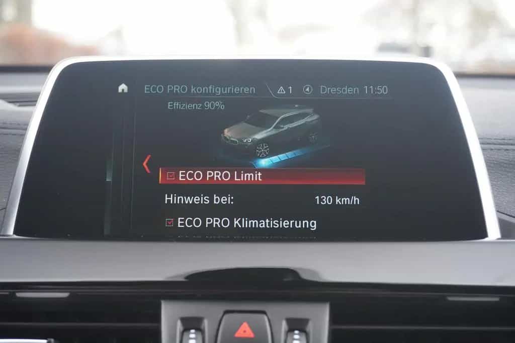 BMW X2 20i xDrive LED Navi Sitzheizung Kamera Leder 01/2019-photo-18