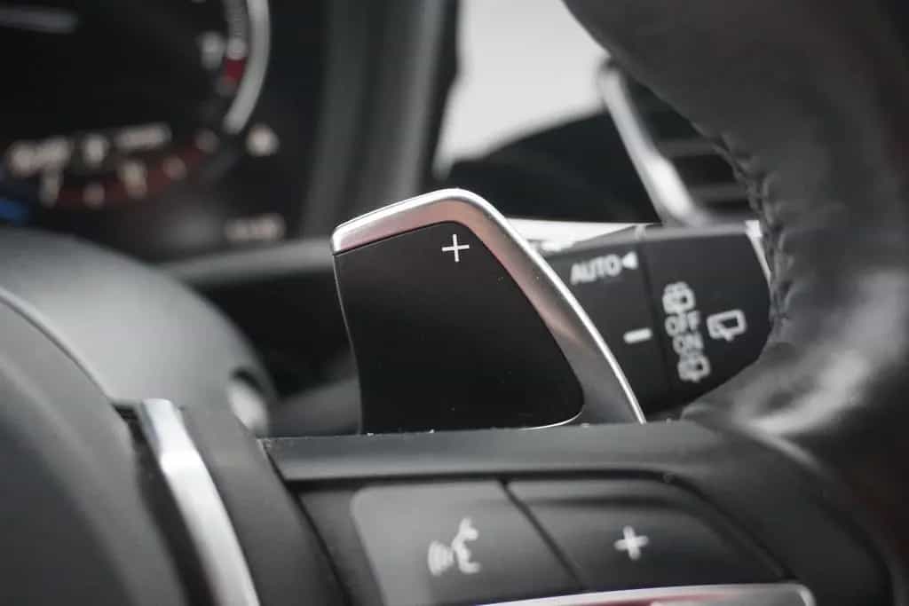 BMW X2 20i xDrive LED Navi Sitzheizung Kamera Leder 01/2019-photo-31