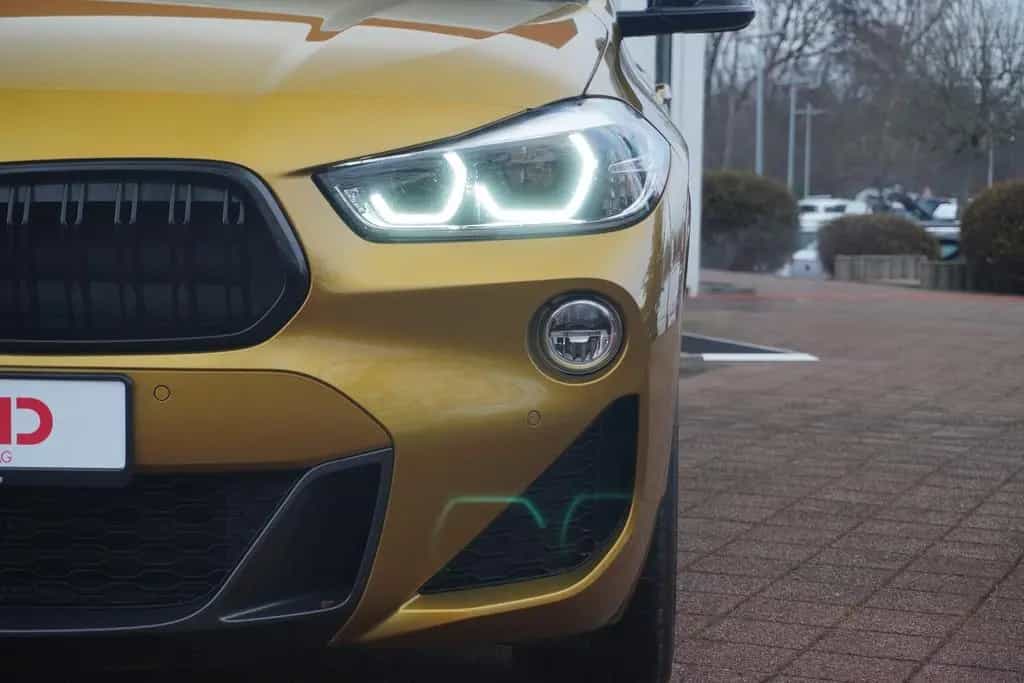BMW X2 20i xDrive LED Navi Sitzheizung Kamera Leder 01/2019-photo-41