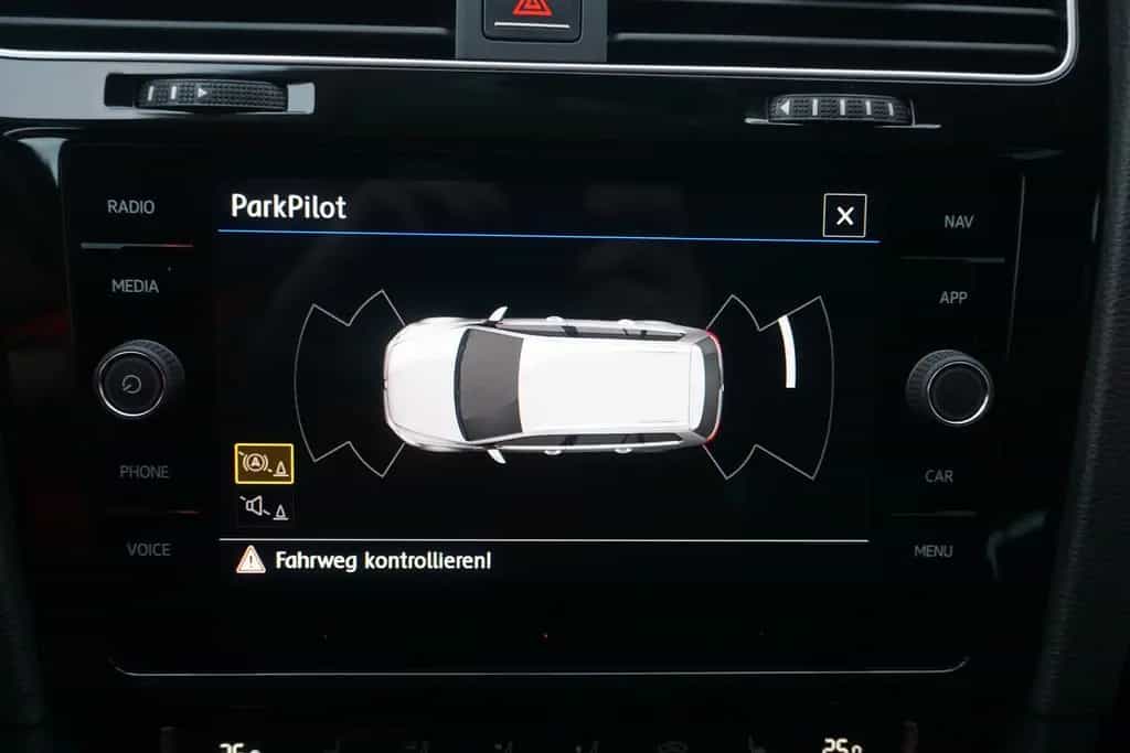 Volkswagen Golf VII Variant Sound Navi ACC App-Connect PDC 03/2018-photo-13