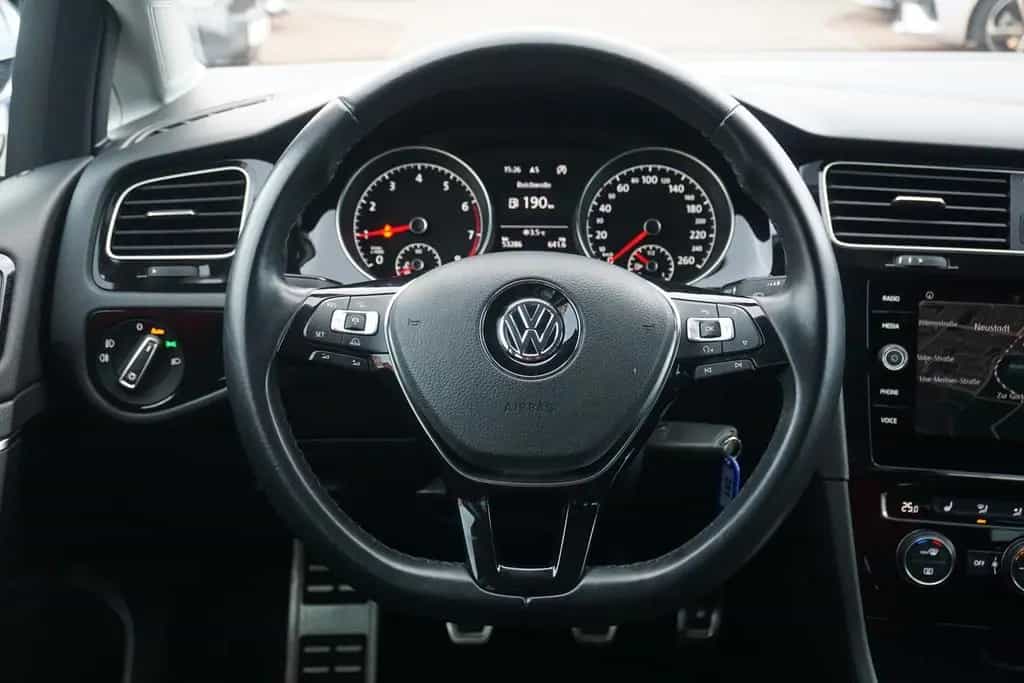 Volkswagen Golf VII Variant Sound Navi ACC App-Connect PDC 03/2018-photo-18