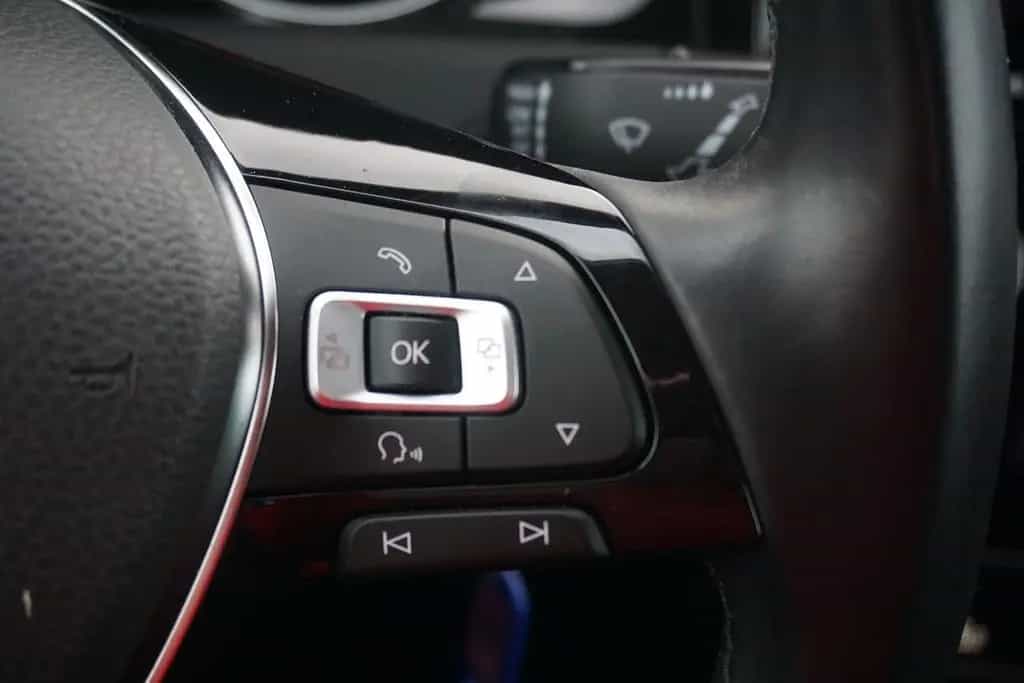 Volkswagen Golf VII Variant Sound Navi ACC App-Connect PDC 03/2018-photo-21