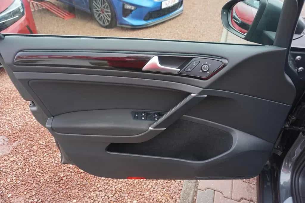 Volkswagen Golf VII Variant Sound Navi ACC App-Connect PDC 03/2018-photo-30