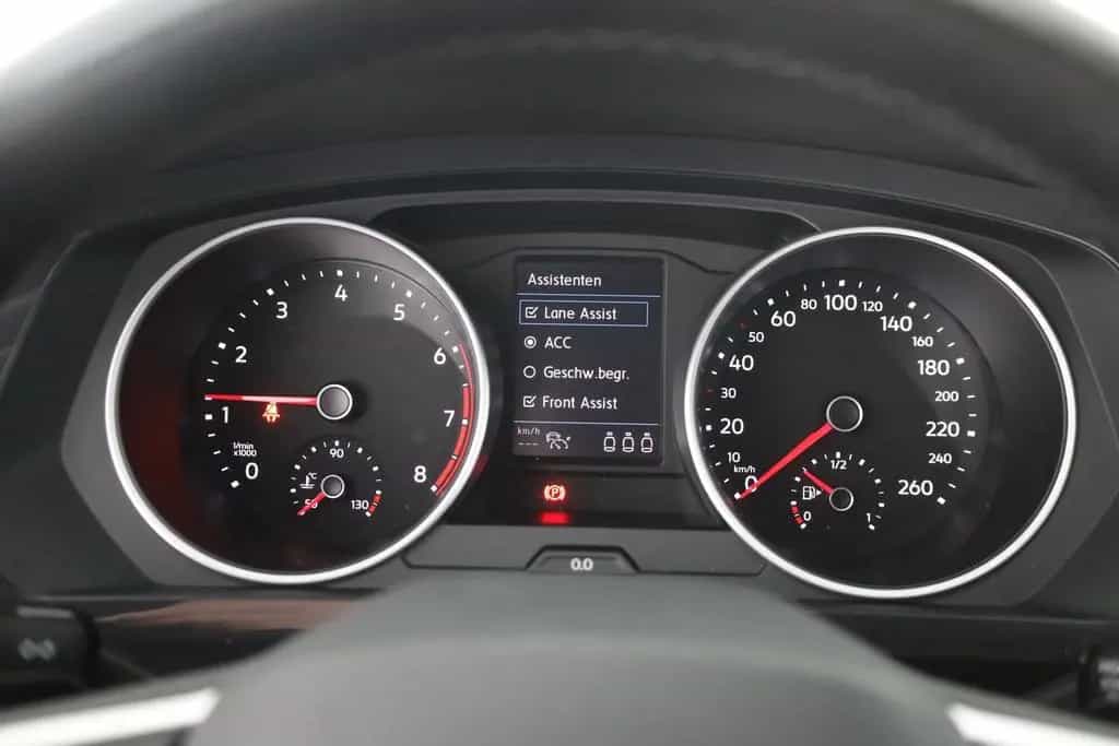 Volkswagen Tiguan 1.5 16V TSI Active DSG AHK LED ACC Kamera 04/2021-photo-16
