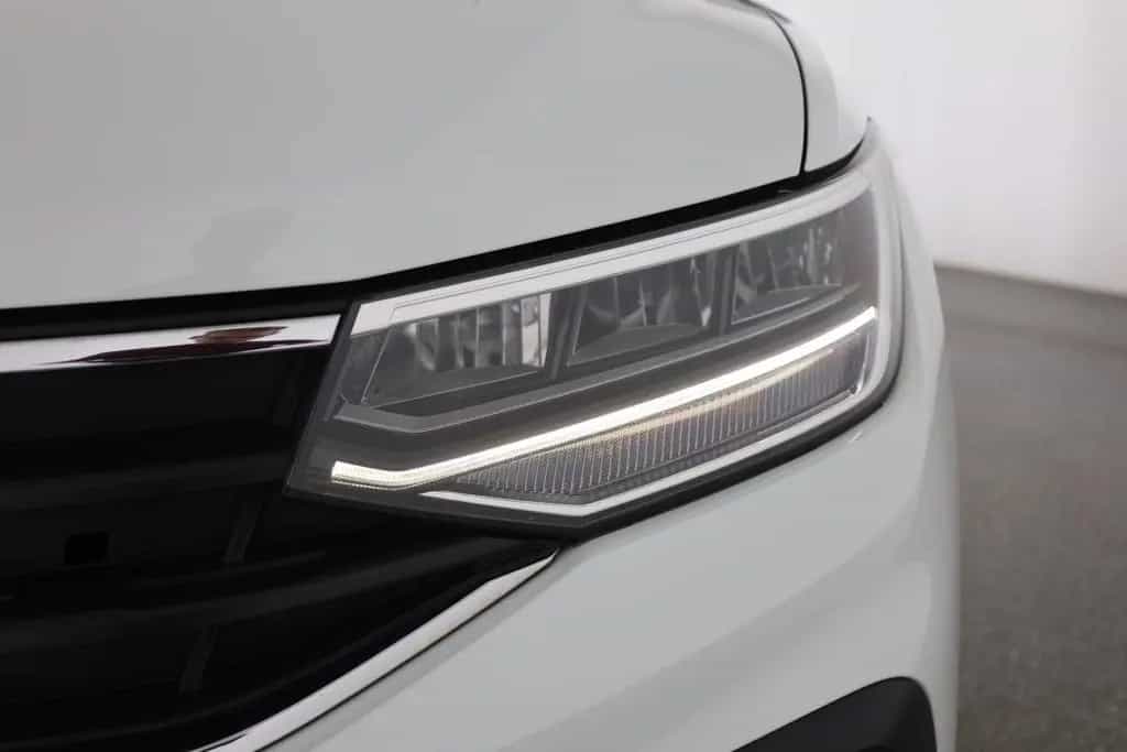 Volkswagen Tiguan 1.5 16V TSI Active DSG AHK LED ACC Kamera 04/2021-photo-29