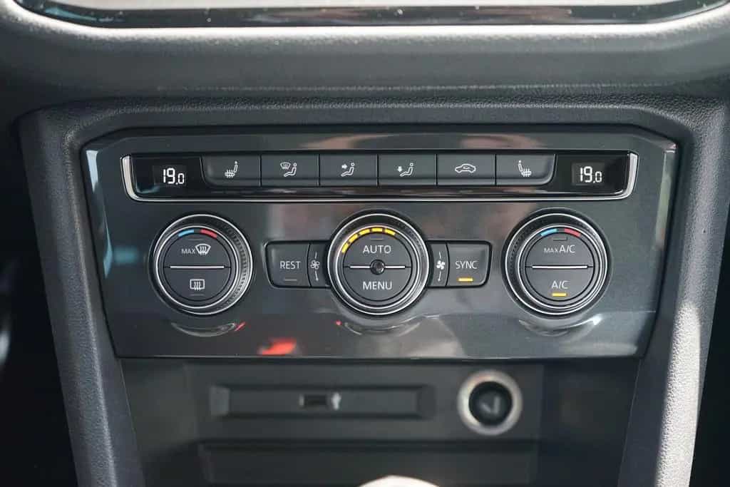 Volkswagen Tiguan 1.5 TSI IQ.DRIVE LED Navi ACC AHK Kamera 11/2019-photo-18