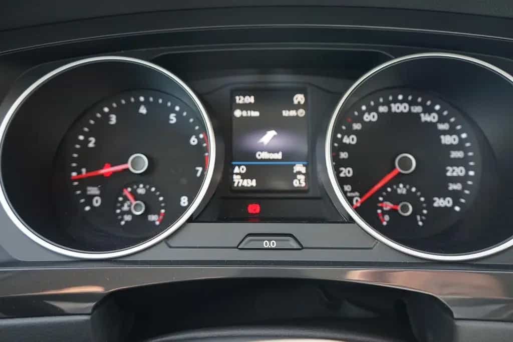 Volkswagen Tiguan 1.5 TSI IQ.DRIVE LED Navi ACC AHK Kamera 11/2019-photo-23