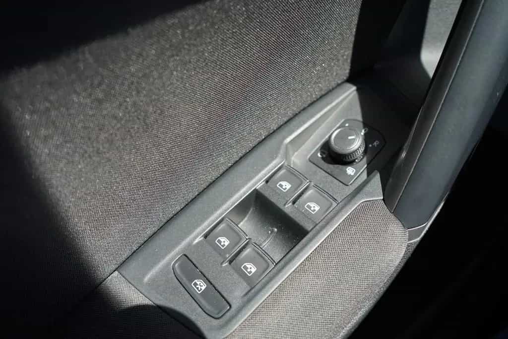 Volkswagen Tiguan 1.5 TSI IQ.DRIVE LED Navi ACC AHK Kamera 11/2019-photo-26