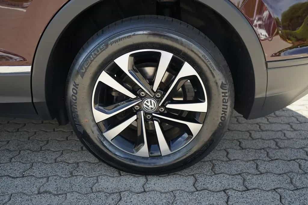Volkswagen Tiguan 1.5 TSI IQ.DRIVE LED Navi ACC AHK Kamera 11/2019-photo-28