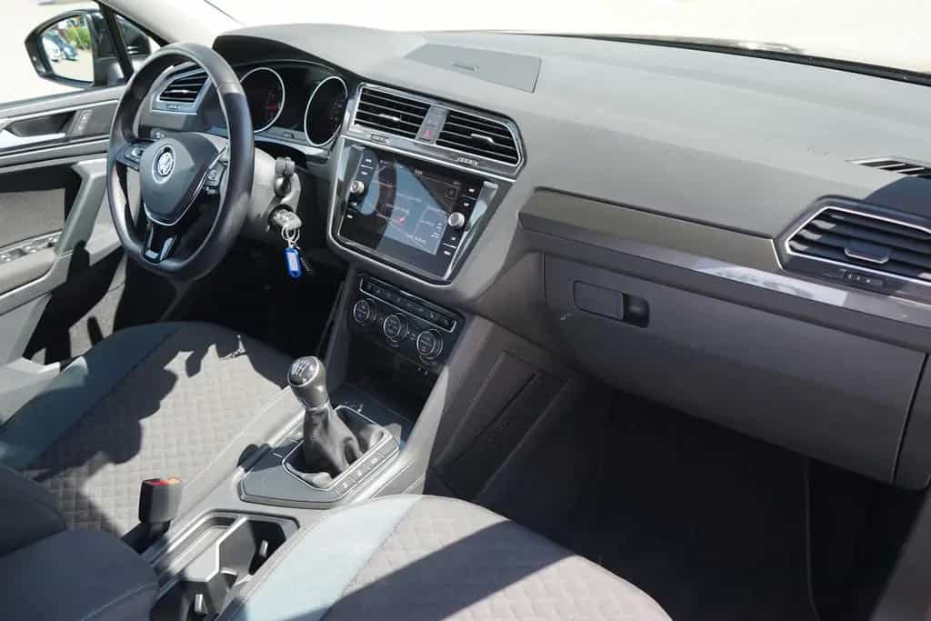 Volkswagen Tiguan 1.5 TSI IQ.DRIVE LED Navi ACC AHK Kamera 11/2019-photo-4