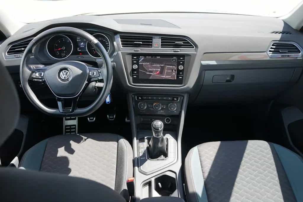 Volkswagen Tiguan 1.5 TSI IQ.DRIVE LED Navi ACC AHK Kamera 11/2019-photo-5