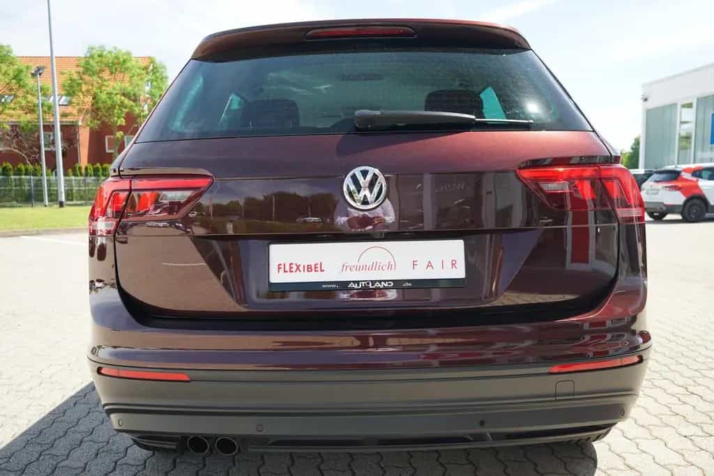 Volkswagen Tiguan 1.5 TSI IQ.DRIVE LED Navi ACC AHK Kamera 11/2019-photo-6