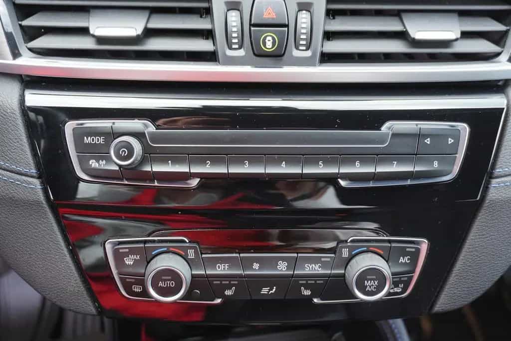 BMW X2 xDrive20d M Sport X LED AHK DAB HarmanKardon 06/2018-photo-25