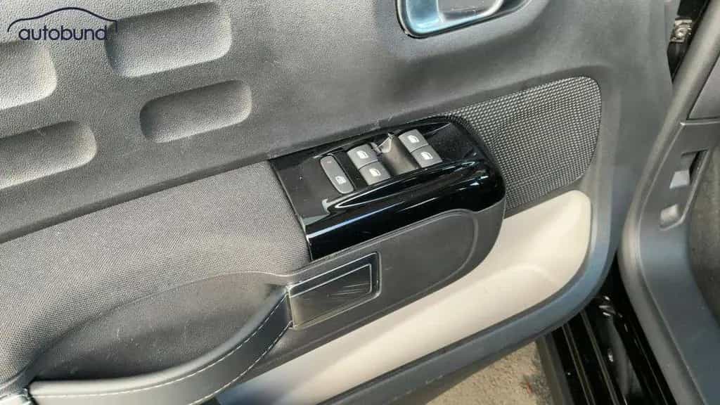 Citroën C3 III 1,2 PT 110 Max Alu KA LED Link NAV NBA PD 03/2024-photo-20