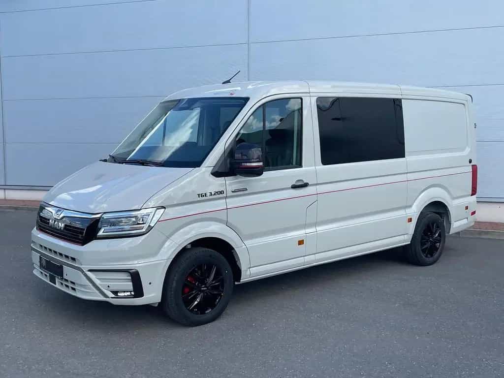 MAN TGE 3.200 L3H2 MIXTO 4x4 Individual S ACC STHZ 01/2026-photo-0
