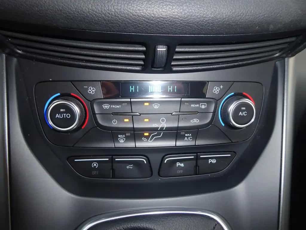 Ford Kuga Cool & Connect 11/2018-photo-15