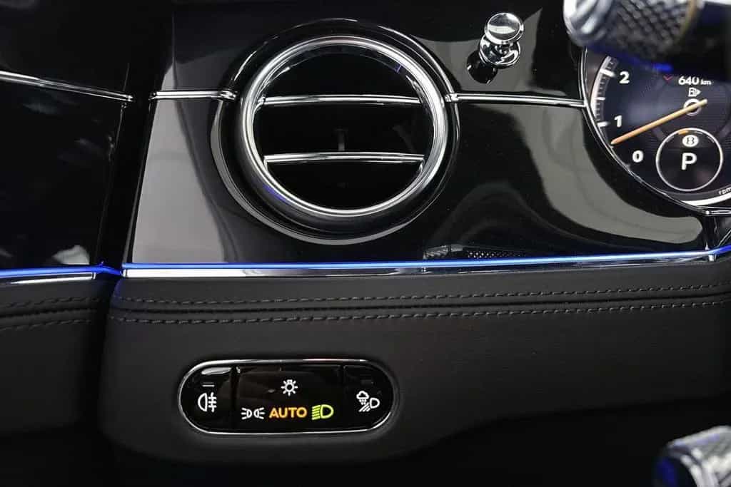 Bentley Continental GT 4.0 V8 07/2020-photo-31