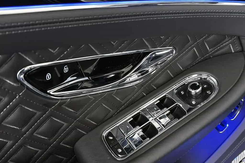Bentley Continental GT 4.0 V8 07/2020-photo-36