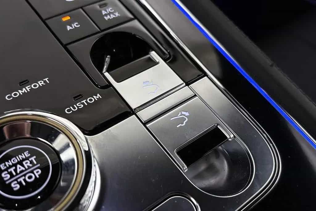 Bentley Continental GT 4.0 V8 07/2020-photo-49