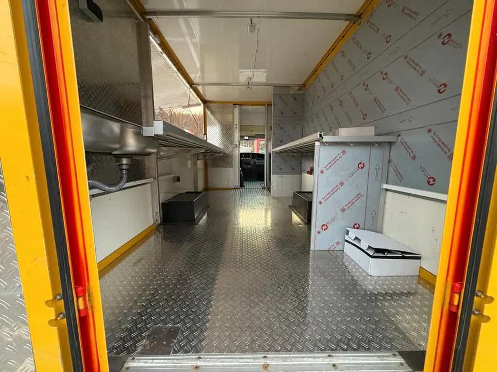 Iveco Other Daily Imbisswagen/Foodtruck 05/2012-photo-17