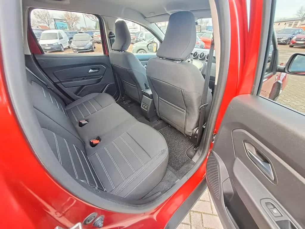 Dacia Duster Prestige TCe 150 EDC 11/2022-photo-12