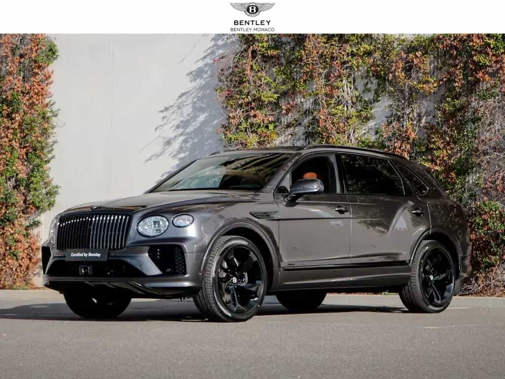 Bentley Bentayga EWB Azure V8 4.0 550hp 11/2025-photo-0