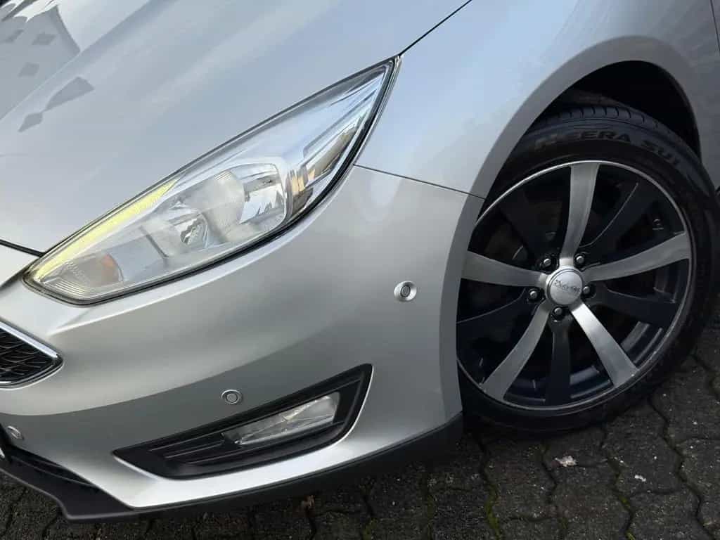 Ford Focus Turnier Business Navi Tempomat AHK 09/2016-photo-3