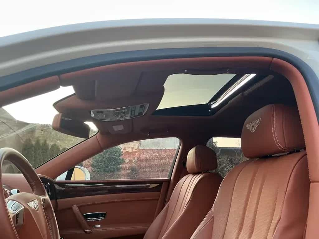 Bentley Continental Flying Spur W12 12/2014-photo-15