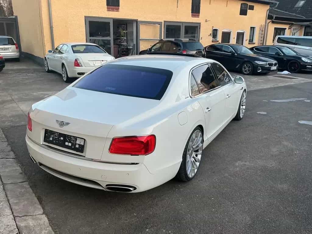 Bentley Continental Flying Spur W12 12/2014-photo-3